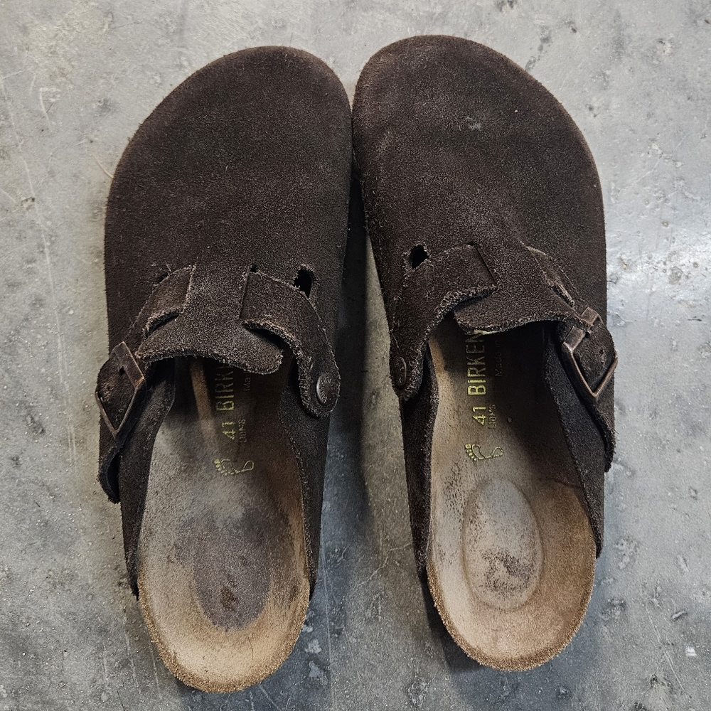 Birkenstock Dark Brown Suede Clogs Like New